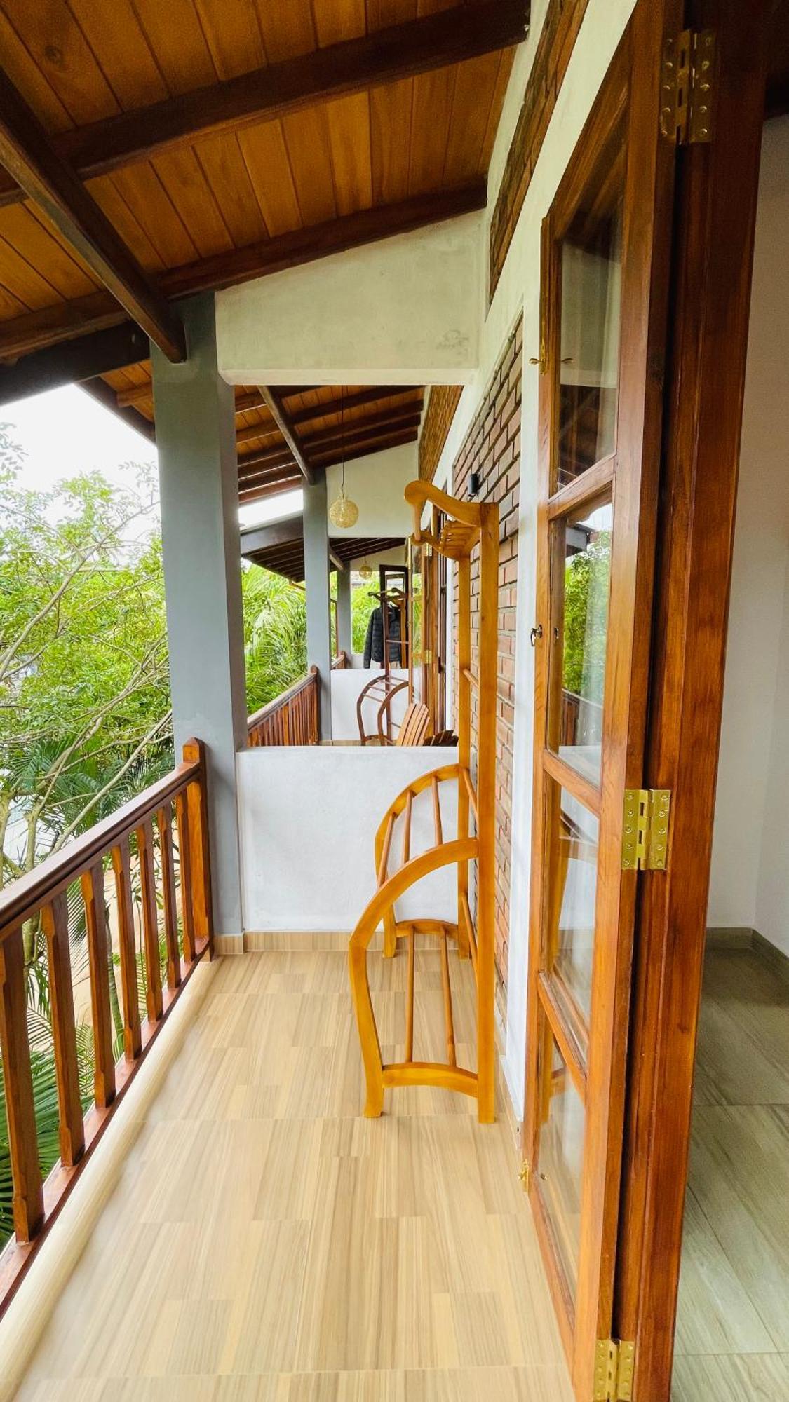 Hotel The Point Mirissa Exterior foto